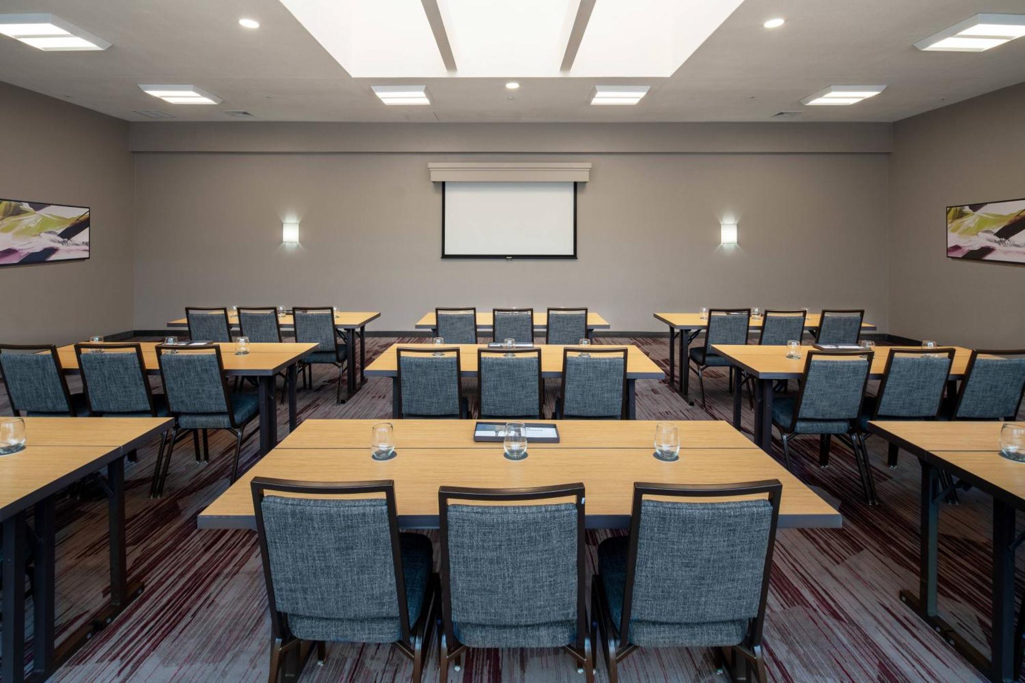 Courtyard By Marriott Dulles Airport Herndon/Reston Exterior foto